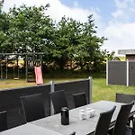8 Bedroom In Romo