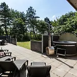 Ferienhaus 8 Bedroom In Romo *