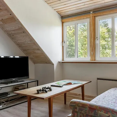 8 Bedroom In Romo *