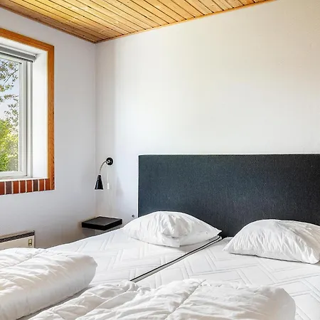 8 Bedroom In Romo *
