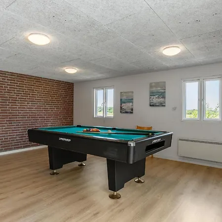 8 Bedroom In بيت للعطل Romo