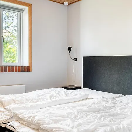 8 Bedroom In بيت للعطل *